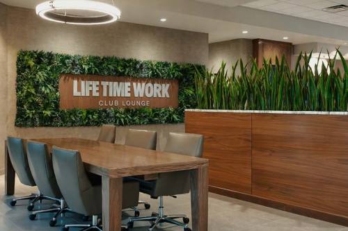 Launched in 2018, Life Time Work blends premium office spaces with health and wellness amenities at 15 locations nationwide, per the news release. (Courtesy Life Time)