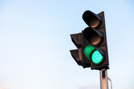 traffic light lit up green