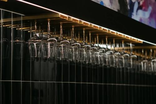 wine glasses