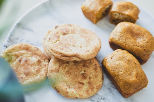 An image of some of the baked goods served.