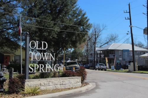 A photo of the Old Town Spring sign.