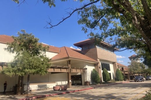 shopping center