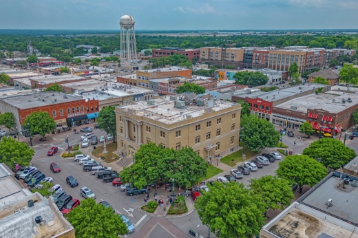 Image of the downtown McKinney square