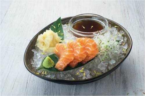 The restaurant serves a variety of sushi and Korean barbecue. (Courtesy Jeju Island)