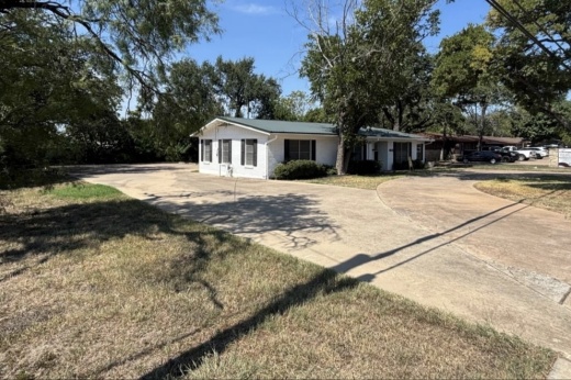 Crisp & Chew's residential property may have outdoor seating in the future. (Courtesy city of Georgetown)