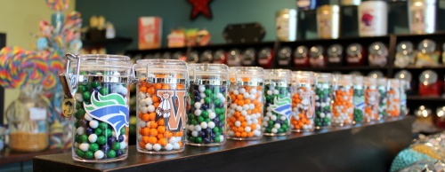 Austin Gourmet Popcorn will open Oct. 30 in the Anderson Arbor shopping center, 13343 N. US 183, Ste. 250, in Northwest Austin. Besides popcorn the store will color a variety of colored candy to personalize gift bags.