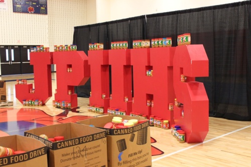  John Paul II High School held a peanut butter rally Oct. 1. The school raised more than 1,000 jars of peanut butter for the North Texas Food Bank. 