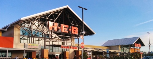 Officials with grocery store chain H-E-B announced the company is building a new grocery store at the intersection of FM 1463 and Fulshear Bend Drive in Fulshear.