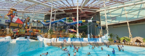 Grapevineu2019s Stand Rock water park will be similar in design to Camelback Lodge & Aquatopia Indoor Water Park, as pictured above.