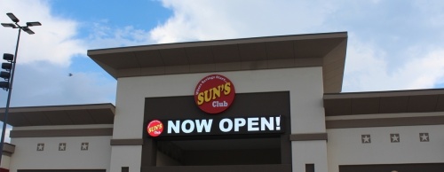 The second location of Sun's Wholesale Club opened on FM 1960 in August.