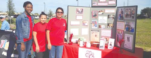 Adult Reading Center taps volunteer tutors to provide instruction to adults with limited literacy skills at no charge. The center needs volunteers to serve as tutors, administrative assistants, event volunteers, computer lab instruction coaches and committee members.n