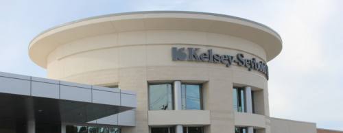 Kelsey-Seyboldu2014Sienna Plantation nClinic offers a range of health services.