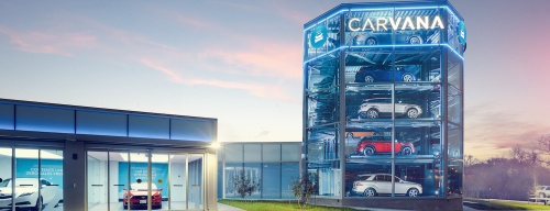 Carvana opened a dealership and car-vending machine in South Austin in January 2017. 