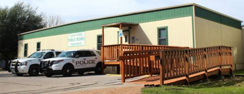 The city's police and public works departments will move from portables to permanent facilities upon completion of the project.