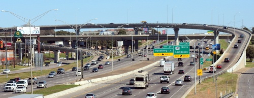 Area residents can take a survey to help TxDOT improve communication about I-35 construction.