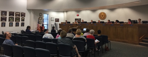 Around a dozen citizens attended the Leander Planning and Zoning Commission meeting Thursday.