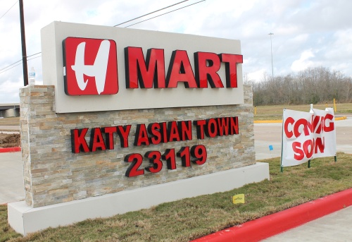 H Mart will anchor the new Katy Asian Town on Colonial Parkway.