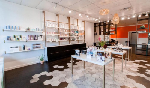Sentrel Natural Beauty hosts an Earth Day event with neighboring yoga studio, Studio Mantra