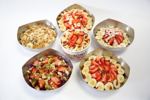 Vitality Bowls specializes in au00e7au00ed bowls that feature a thick blend of the Amazonu2019s antioxidant-rich berry, topped with a variety of superfoods.