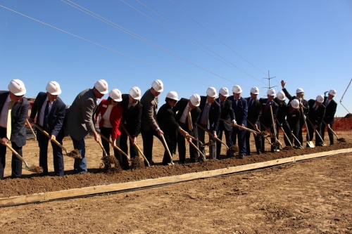 Members of the Grapevine City Council were some of the first to break ground on the transit-oriented development Grapevine Main.