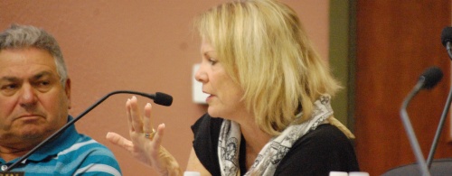 Jean Hennagin announced Wednesday afternoon that she is resigning from Lakeway City Council.n