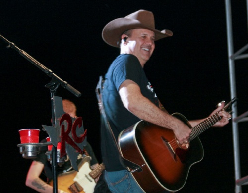 Friends of Downtown Friendswood  will host its annual Texas Music Festival, featuring Roger Creager, at Stevenson Park. 2:30-10 p.m. $20-$25. 1100 S. Friendswood Drive, Friendswood. n
