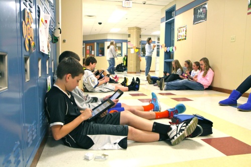 Lewisville ISD is leading the nation in e-book usage in 2019.
