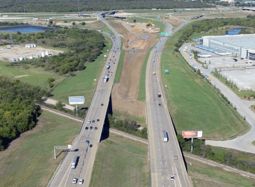 Crews continue construction of three new bridges: the northbound SH 26 off-ramp to northbound SH 121, the southbound SH 121 off-ramp to I-635 and the eastbound direction of Bass Pro Drive.