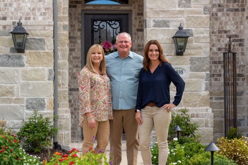 McKinney couple Kevin and Lisa Martin enlist the help of local real estate agent Tammy Flynn in finding a new home in McKinney.