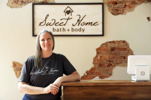  Tina Ames is the owner and founder of Sweet Home Bath + Body. She creates bath and body products for her store.